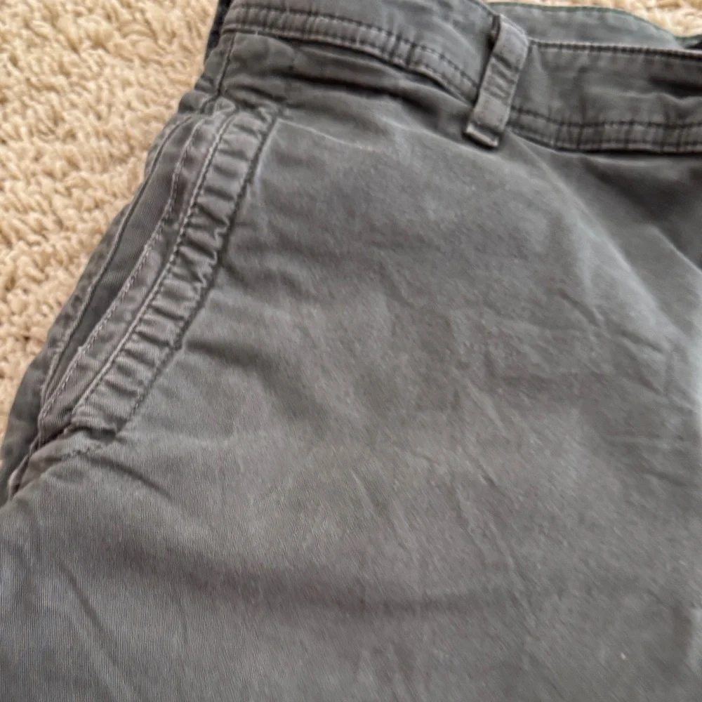 The North Face TNF Men's Gray Casual Cargo Shorts, sz 32